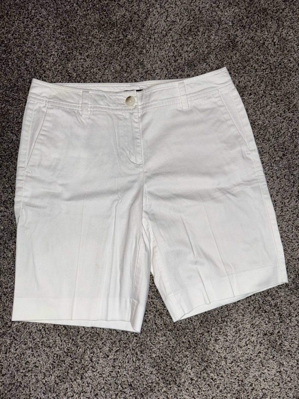 Ann Taylor, Petite Bermuda shorts